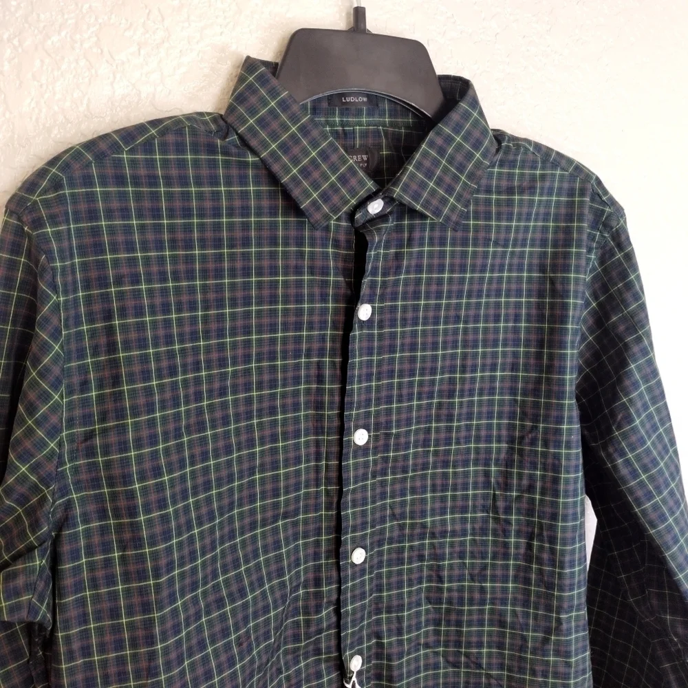 NWT J. CREW LUDLOW SHIRT IN DARK NAVY PLAID F8187 sz M